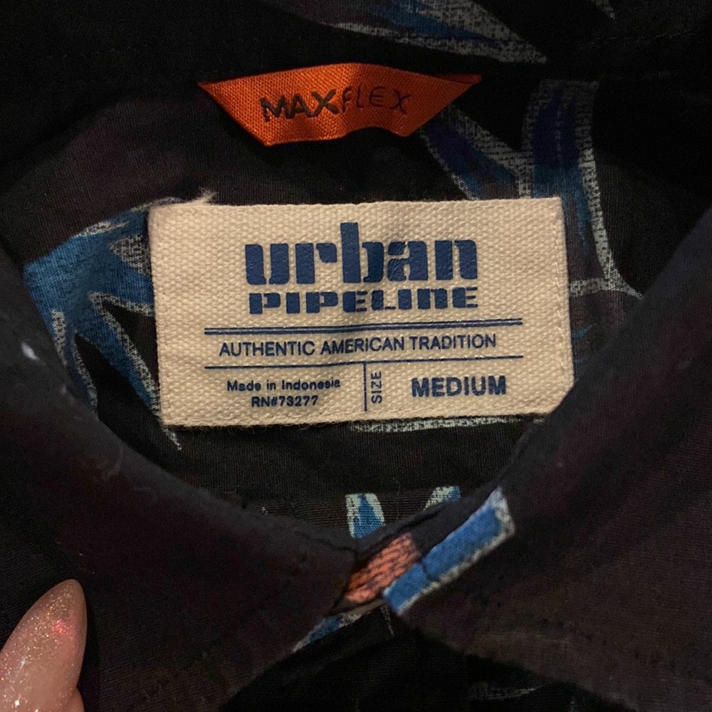 Boys button down - Picture 2 of 3